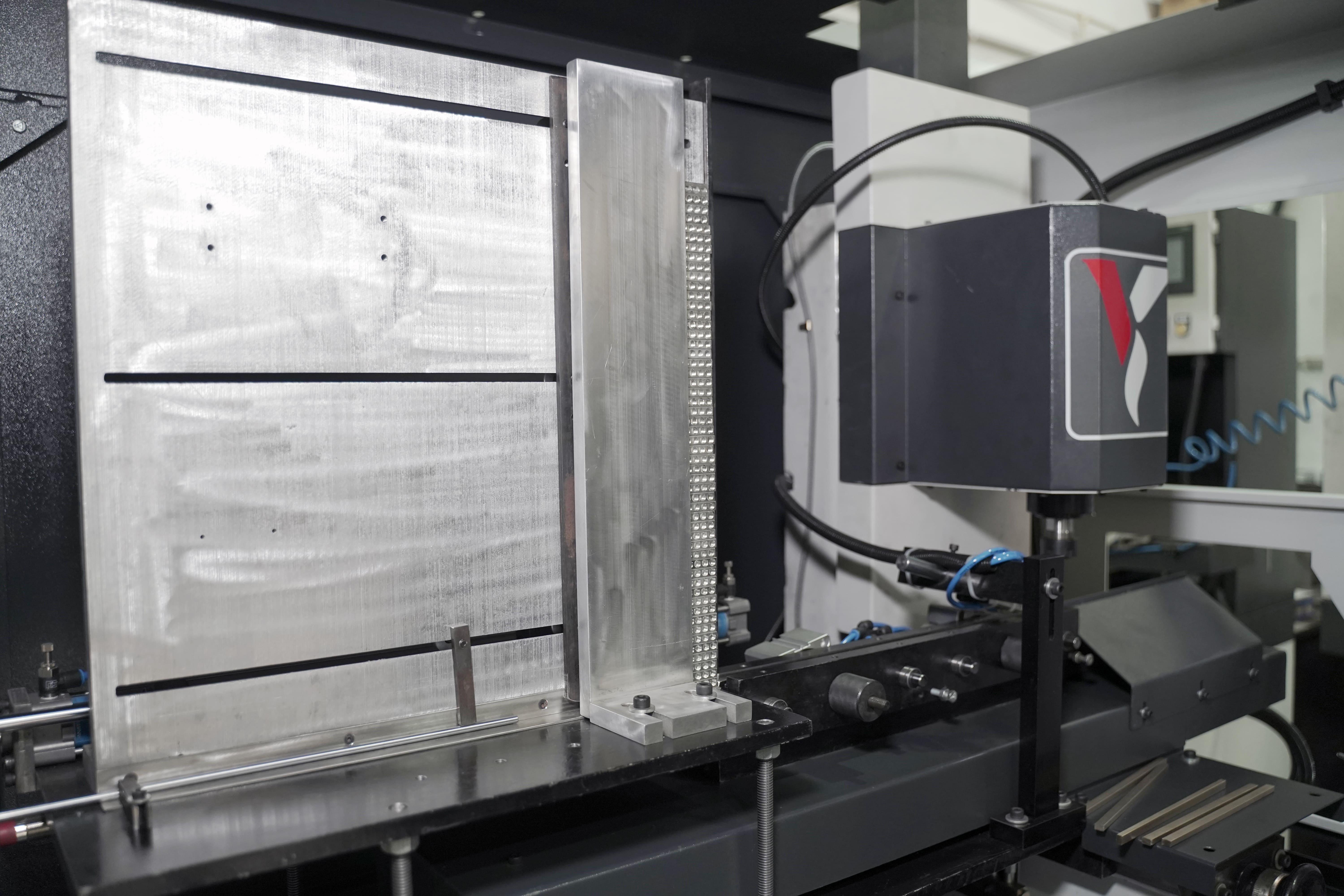 VMC MACHINE JYI-602A-D - Image 5