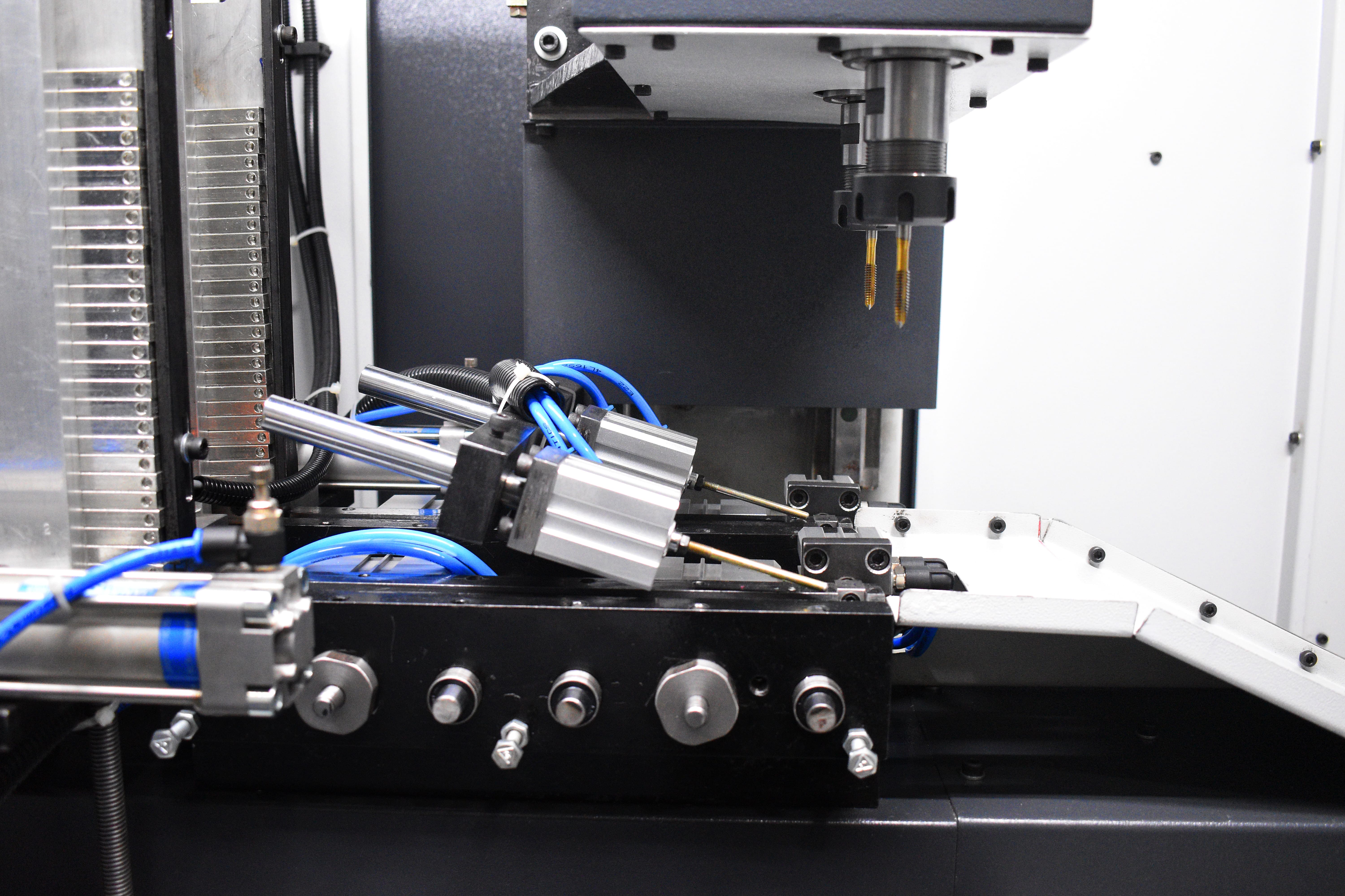 VMC MACHINE JYI-303A-DT - Image 4